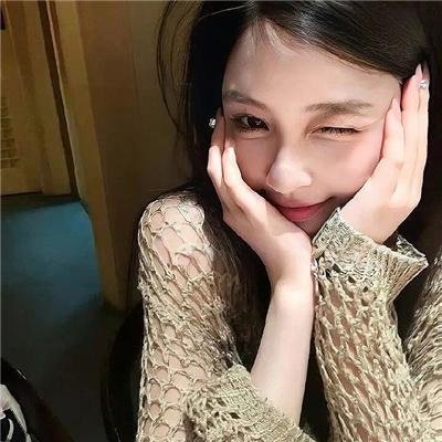 染成茜色的坂道